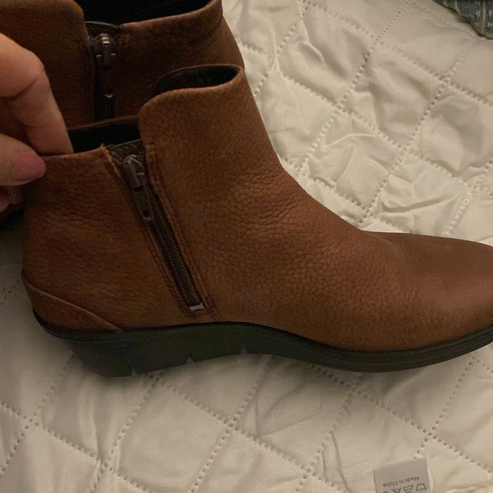 Ecco Ankle Boots View 4